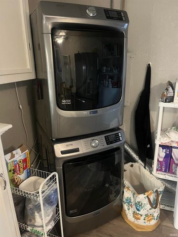 2713 Prairie Grove Drive Drive, Fort Wayne, IN 46809