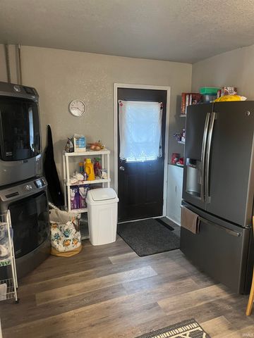 2713 Prairie Grove Drive Drive, Fort Wayne, IN 46809