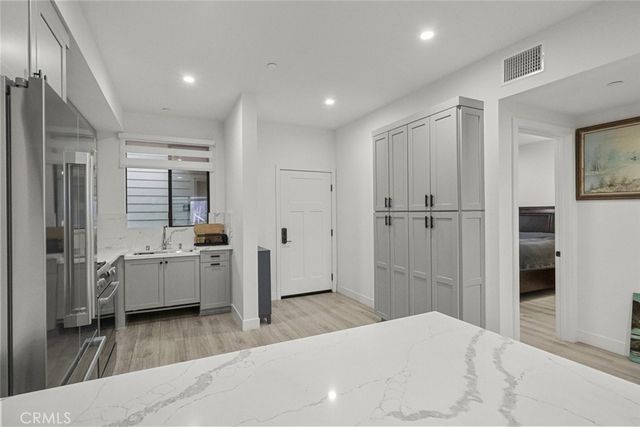 2608 Honolulu Avenue 310, Montrose, CA 91020