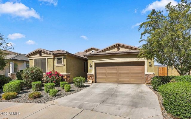 18736 W MONTEBELLO Avenue, Litchfield Park, AZ 85340
