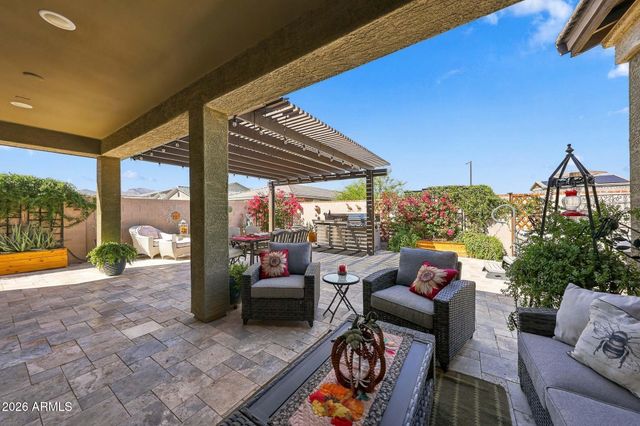 18736 W MONTEBELLO Avenue, Litchfield Park, AZ 85340