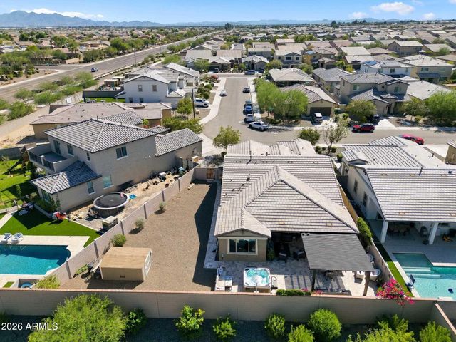 18736 W MONTEBELLO Avenue, Litchfield Park, AZ 85340