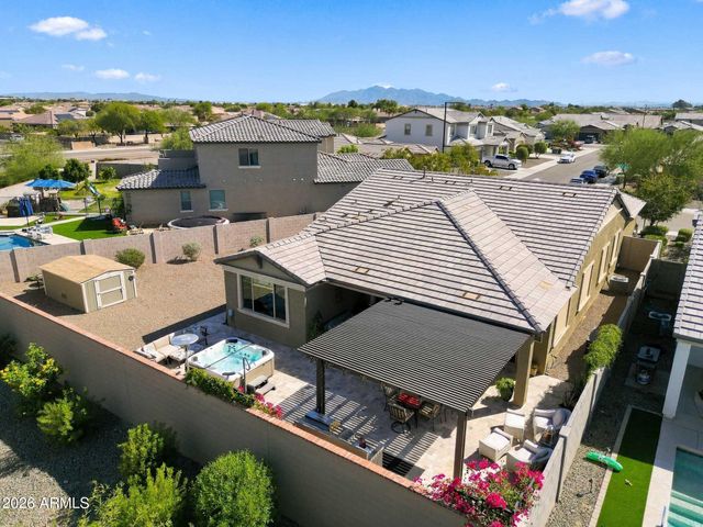 18736 W MONTEBELLO Avenue, Litchfield Park, AZ 85340