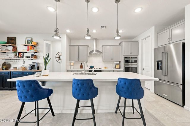 18736 W MONTEBELLO Avenue, Litchfield Park, AZ 85340