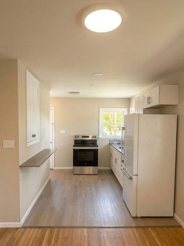 4300 N 73rd STREET, Milwaukee, WI 53216