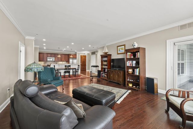 3175 Tremont Road, 313, Columbus, OH 43221