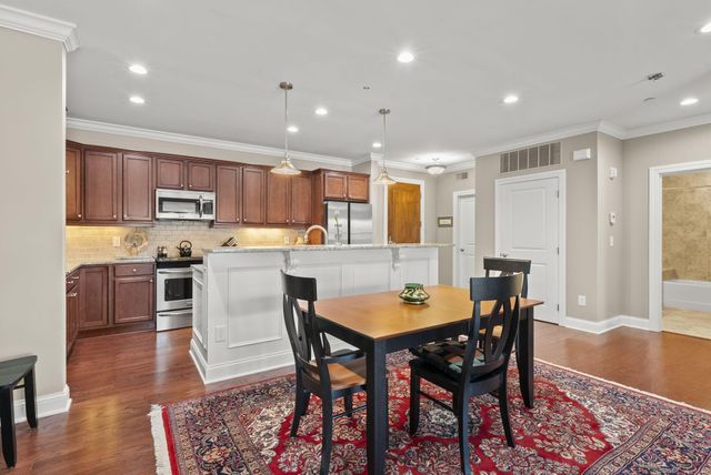 3175 Tremont Road, 313, Columbus, OH 43221