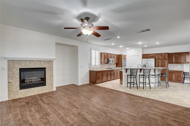 10017 Central Valley Avenue, Las Vegas, NV 89149