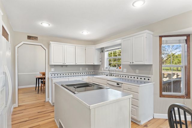 506 E Wild Plum Circle, Derby, KS 67037