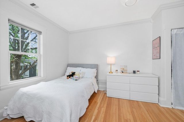 105-107 Adena Rd 105, Newton, MA 02465