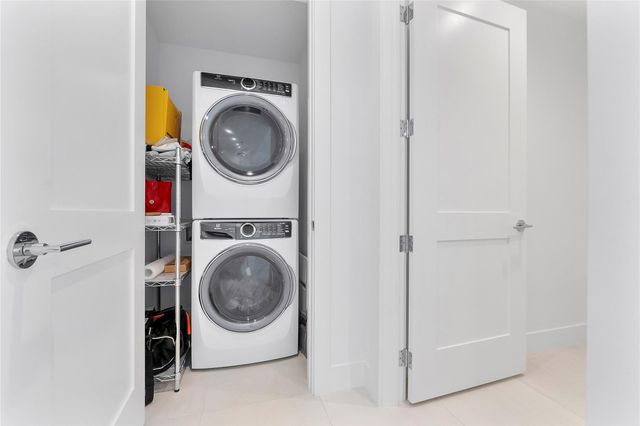 153 N Seabreeze 1803-S, Fort Lauderdale, FL 33304