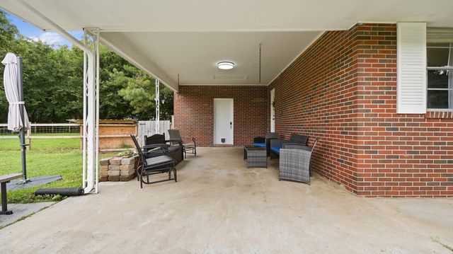 132 Cr 738 Road, Riceville, TN 37370