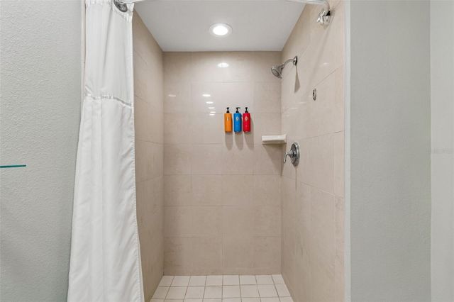 36750 US HIGHWAY 19 N 13204, Palm Harbor, FL 34684