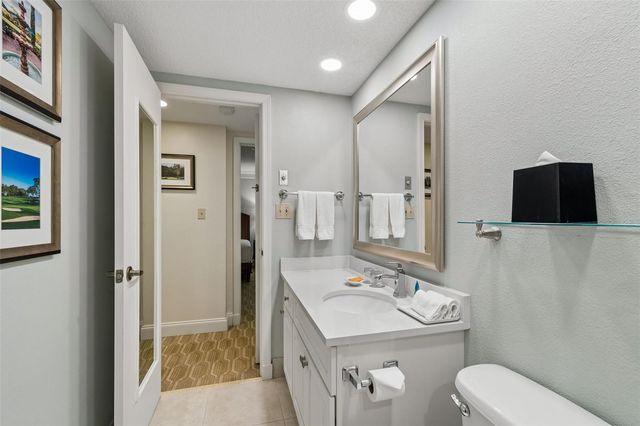 36750 US HIGHWAY 19 N 13204, Palm Harbor, FL 34684