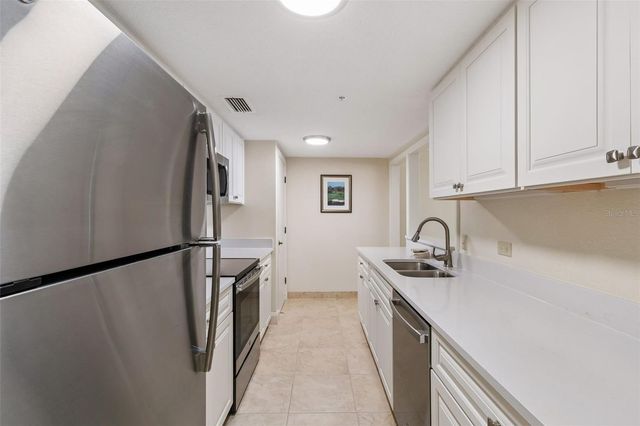 36750 US HIGHWAY 19 N 13204, Palm Harbor, FL 34684