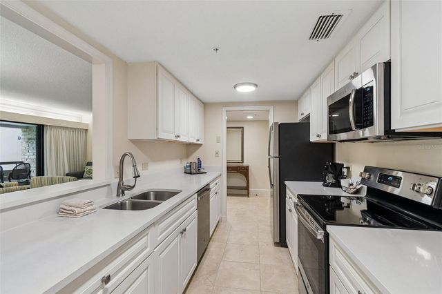 36750 US HIGHWAY 19 N 13204, Palm Harbor, FL 34684