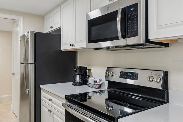 36750 US HIGHWAY 19 N 13204, Palm Harbor, FL 34684