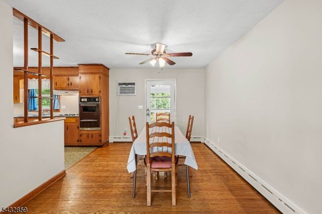 300 Arnold Ave, North Plainfield Boro, NJ 07063