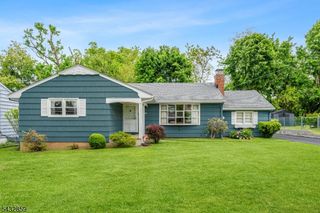 300 Arnold Ave, North Plainfield Boro, NJ 07063
