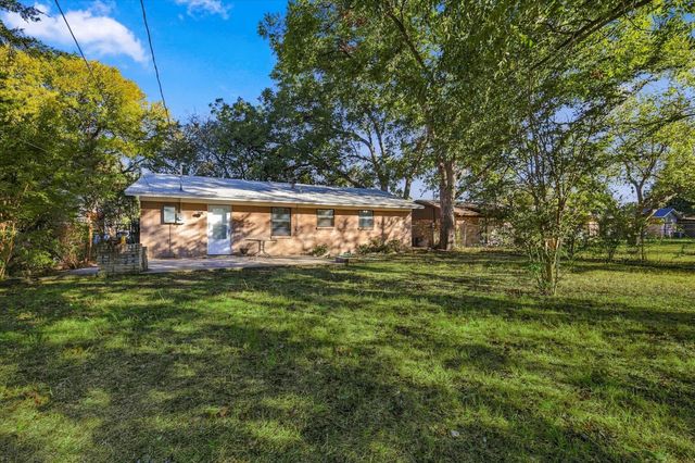 704 Pershing Drive, Denton, TX 76209