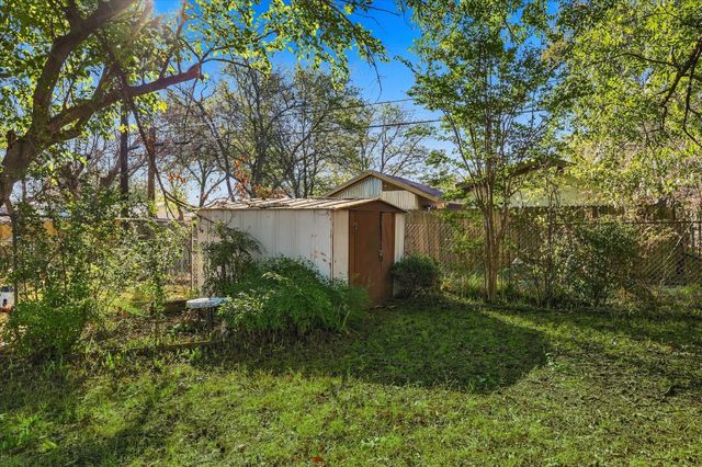 704 Pershing Drive, Denton, TX 76209