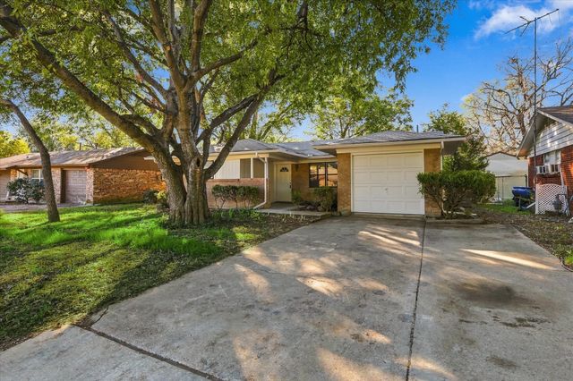 704 Pershing Drive, Denton, TX 76209
