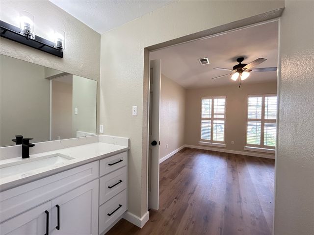1756 Red Oak Circle, Sulphur Springs, TX 75482