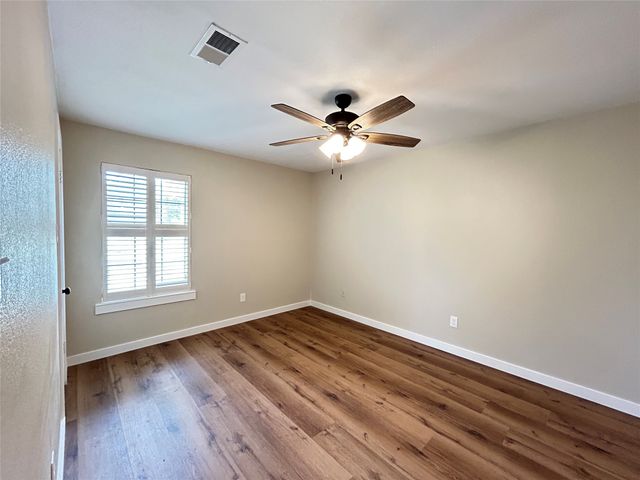 1756 Red Oak Circle, Sulphur Springs, TX 75482