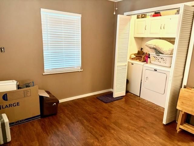 124 Fourth Ave, Onalaska, TX 77360