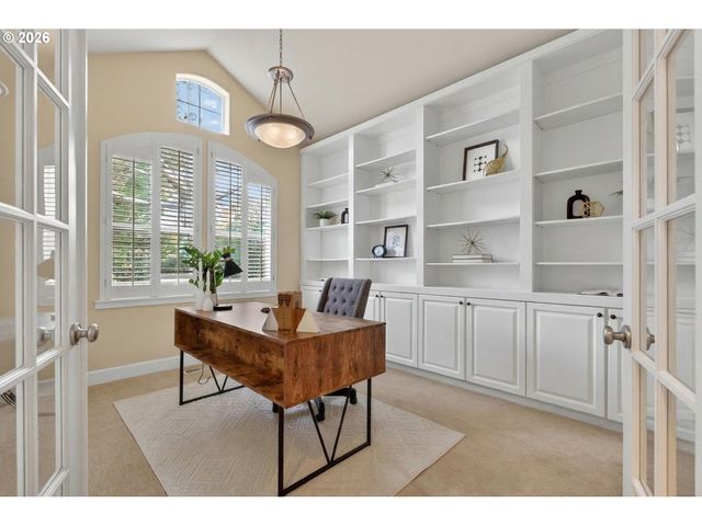 9942 Nw JUSTUS Ln, Portland, OR 97229