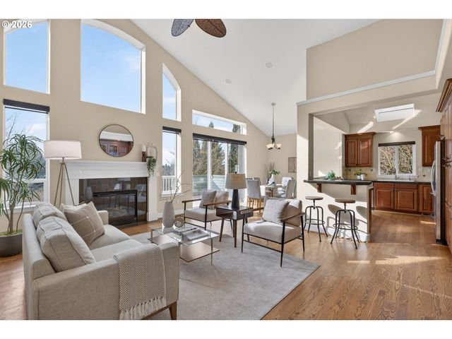 9942 Nw JUSTUS Ln, Portland, OR 97229