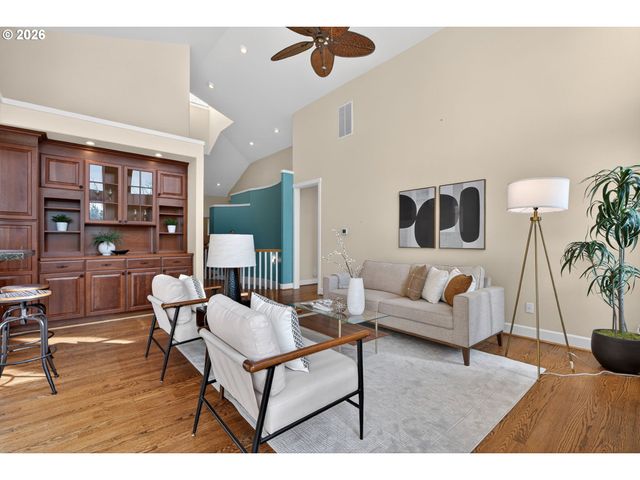 9942 Nw JUSTUS Ln, Portland, OR 97229