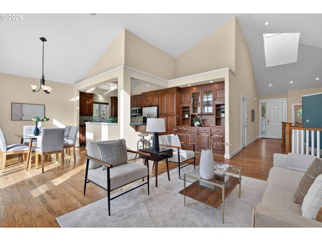 9942 Nw JUSTUS Ln, Portland, OR 97229