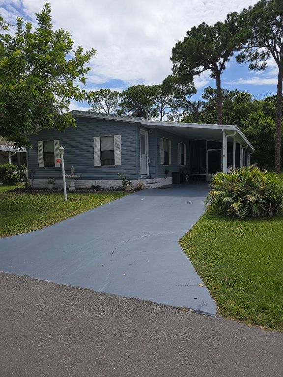 5631 Hemingway Court C-04, Fort Pierce, FL 34982