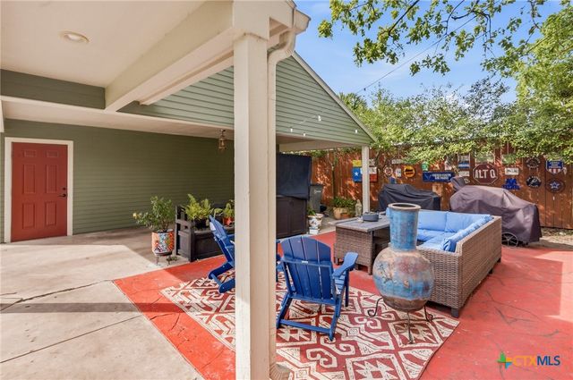 801 N Craig Street, Victoria, TX 77901