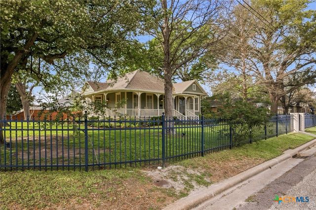 801 N Craig Street, Victoria, TX 77901