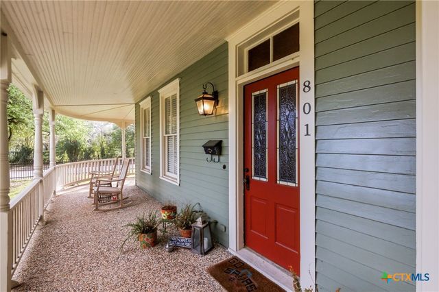 801 N Craig Street, Victoria, TX 77901