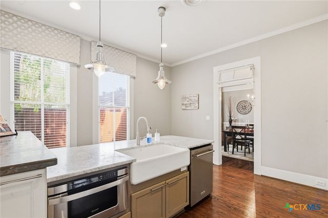 801 N Craig Street, Victoria, TX 77901