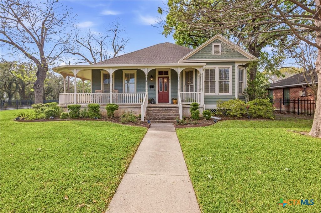 801 N Craig Street, Victoria, TX 77901