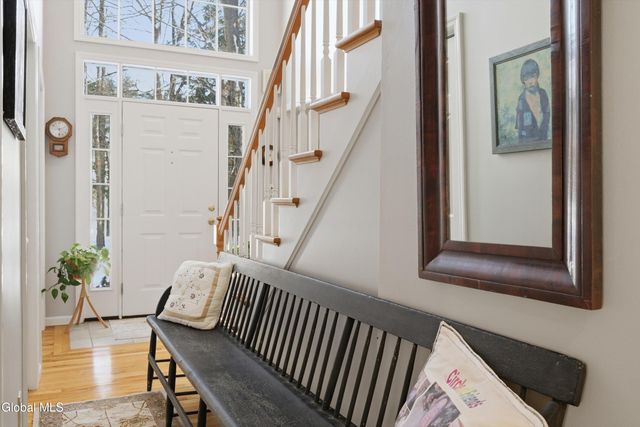 7 Bluebird Court, Saratoga Springs, NY 12866