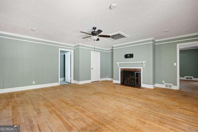 250 Memorial Drive, Dallas, GA 30132