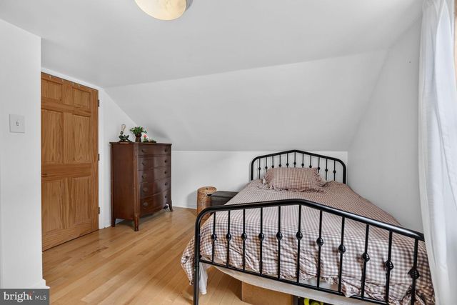 27 HIGGINS AVE, Clementon, NJ 08021
