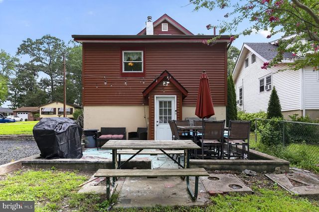 27 HIGGINS AVE, Clementon, NJ 08021