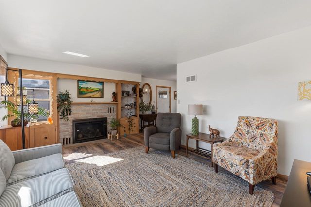 337 Lake DRIVE, Random Lake, WI 53075