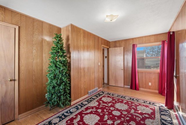 337 Lake DRIVE, Random Lake, WI 53075