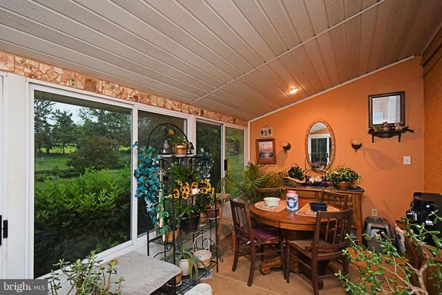 238 W SCHWENKMILL RD, Perkasie, PA 18944