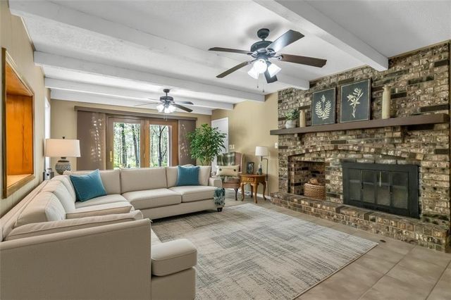 401 Smiley Road, Liberty, MO 64068