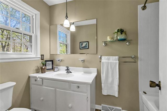401 Smiley Road, Liberty, MO 64068
