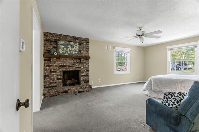 401 Smiley Road, Liberty, MO 64068