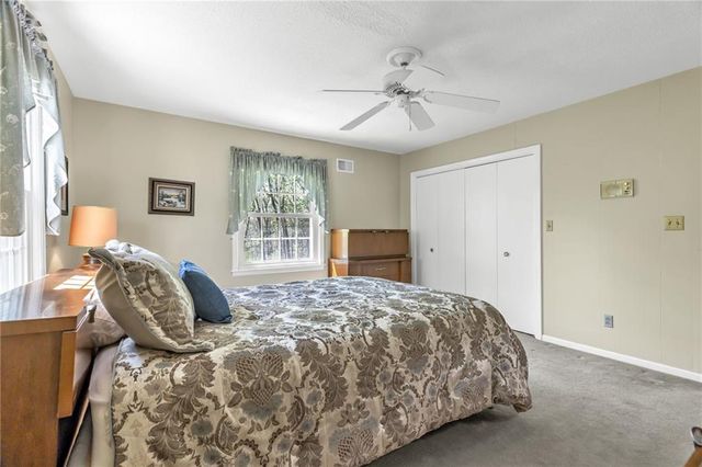 401 Smiley Road, Liberty, MO 64068